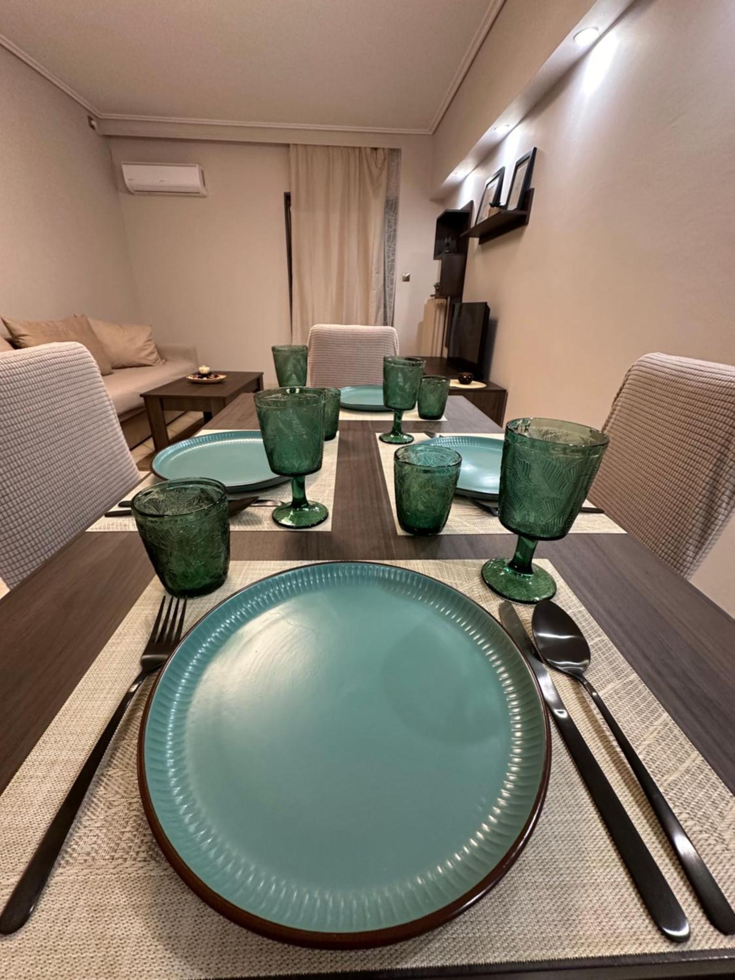 Lux Apartment Next To The Sea بيرايوس المظهر الخارجي الصورة